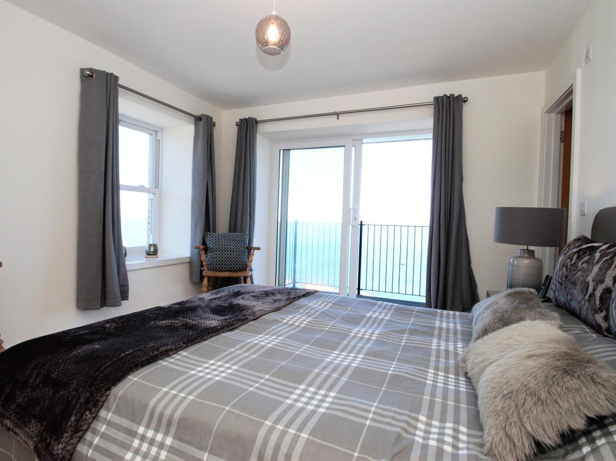 Villa Ocean Breeze à Ilfracombe Extérieur photo